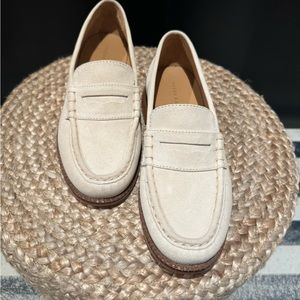 NEW Freda Salvador Elba Modern Penny Loafer in Ivory Suede